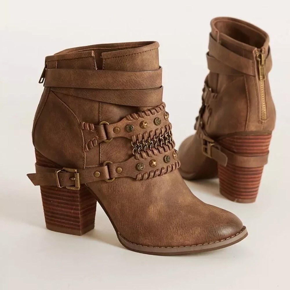 Not Rated Brown Nae Nae Zipper Boot jewel size 6